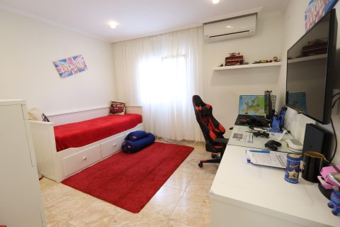 Apartamento en venta en Torrevieja, Alicante, España 5 dormitorios, 311 m2 No. 142655 - foto 22