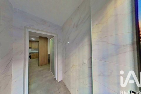 Apartment for sale in Elche, Alicante, Spain 80 sq.m. No. 185214 - photo 2