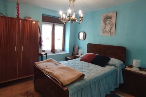 Villa for sale in Villarejo de Orbigo, Leon, Spain 4 bedrooms, 569 sq.m. No. 185219 - photo 16
