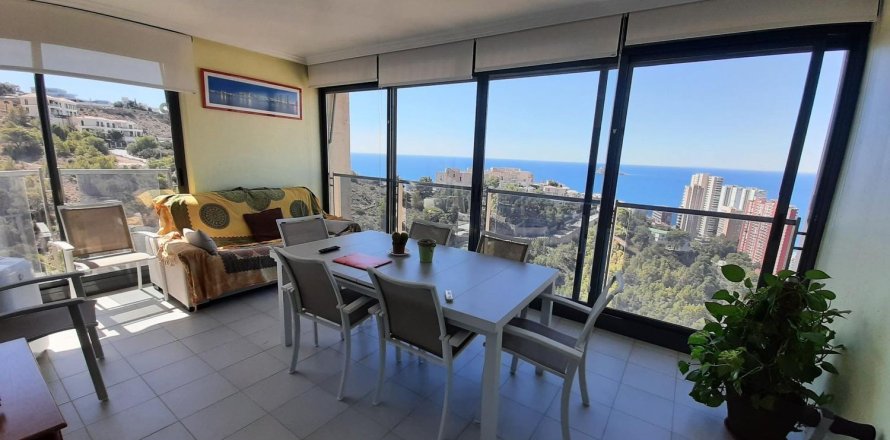Appartamento a Benidorm, Alicante, Spagna 2 camere da letto, 77 mq. N° 179699