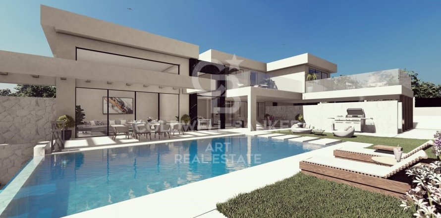 Villa i Estepona, Malaga, Spanien 3 sovrum, 375 kvm. Nr. 157424
