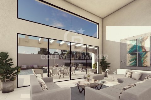 Villa till salu i Estepona, Malaga, Spanien 3 sovrum, 375 kvm. Nr. 157424 - foto 2
