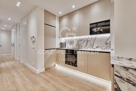 Apartamento en venta en Madrid, España 2 dormitorios, 72 m2 No. 157425 - foto 11