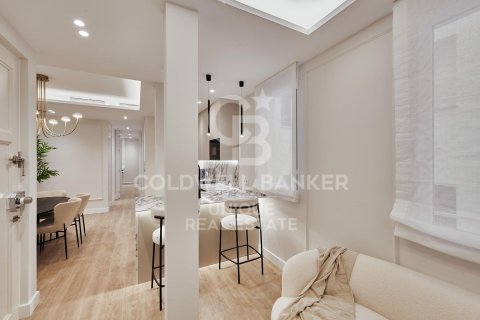 Apartamento en venta en Madrid, España 2 dormitorios, 72 m2 No. 157425 - foto 8