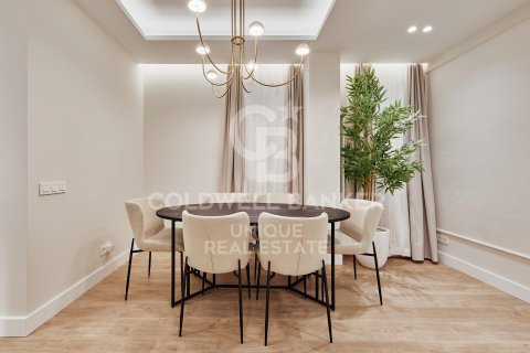 Apartamento en venta en Madrid, España 2 dormitorios, 72 m2 No. 157425 - foto 13