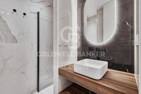 Apartamento en venta en Madrid, España 2 dormitorios, 72 m2 No. 157425 - foto 16