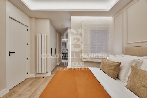 Apartamento en venta en Madrid, España 3 dormitorios,  No. 157427 - foto 12