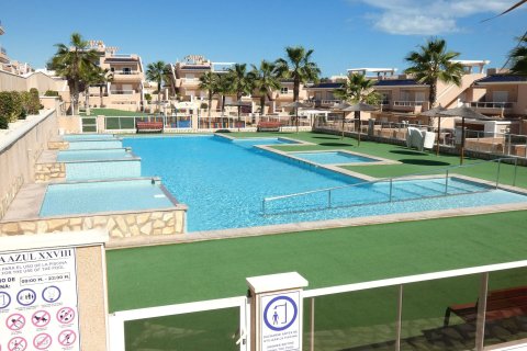 Apartment à Punta Prima, Alicante, Espagne 3 chambres, 82 m2 No. 155509