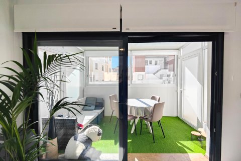 Продажа квартиры в Гуардамар-дель-Сегура, Аликанте, Испания 3 спальни, 84м2 №155510 - фото 16