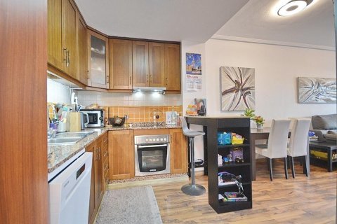 Huoneisto myytävänä Torrevieja, Alicante, Espanja, 2 makuuhuonetta, 58 m2 No. 155505 - kuva 11
