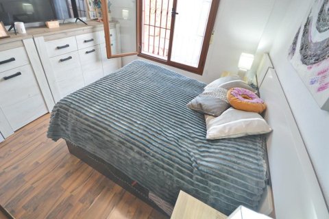 Huoneisto myytävänä Torrevieja, Alicante, Espanja, 2 makuuhuonetta, 58 m2 No. 155505 - kuva 13