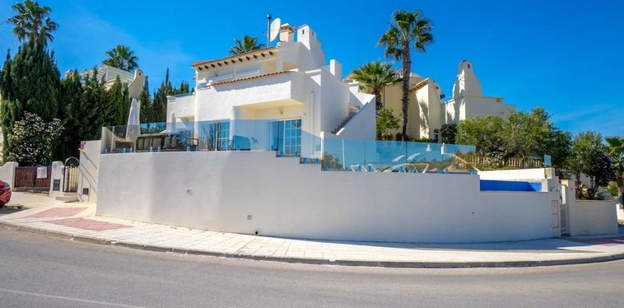 Villa i Las Ramblas, Alicante, Spanien 4 sovrum, 161 kvm. Nr. 155507