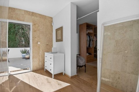 Villa till salu i Las Ramblas, Alicante, Spanien 4 sovrum, 161 kvm. Nr. 155507 - foto 13