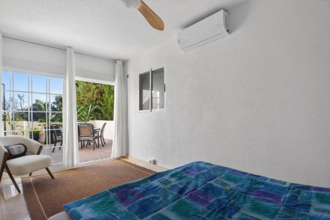 Villa till salu i Las Ramblas, Alicante, Spanien 4 sovrum, 161 kvm. Nr. 155507 - foto 16