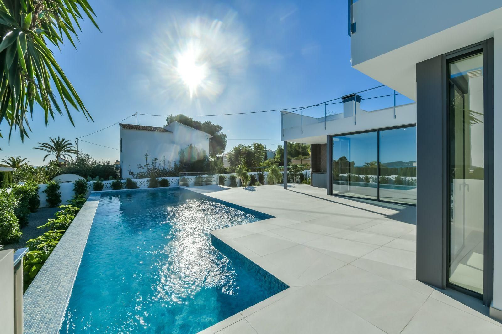 Villa en Calpe, Alicante, España 5 dormitorios, 650 m2 No. 95561