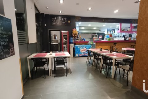 Kommersiell fastighet för uthyrning i Les Roquetes, Barcelona, Spanien 399 kvm. Nr. 154315 - foto 3