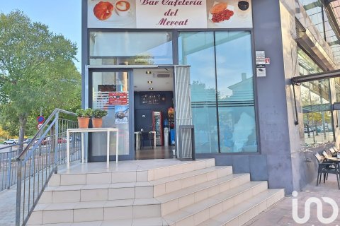 Kommersiell fastighet för uthyrning i Les Roquetes, Barcelona, Spanien 399 kvm. Nr. 154315 - foto 2