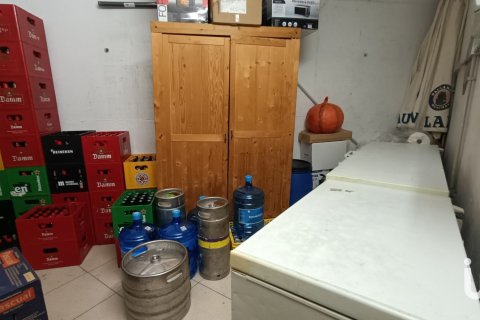 Kommersiell fastighet för uthyrning i Les Roquetes, Barcelona, Spanien 399 kvm. Nr. 154315 - foto 23