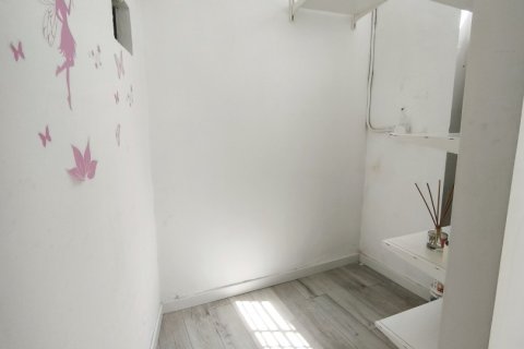 Liikekiinteistö vuokrattavana Leon, Espanja , 50 m2 No. 154312 - kuva 13