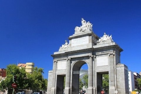 Kommersiell fastighet för uthyrning i Madrid, Spanien 78 kvm. Nr. 154316 - foto 2