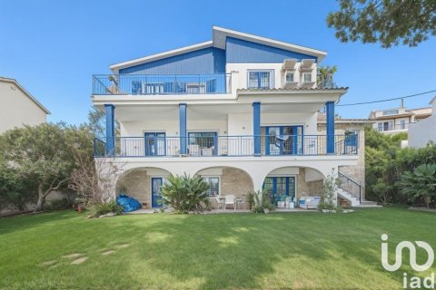 Hus i Sitges, Barcelona, Spanien 5 sovrum, 482 kvm. Nr. 154313