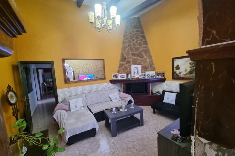 House for sale in Dolores, Alicante, Spain 3 bedrooms, 120 sq.m. No. 183618 - photo 7