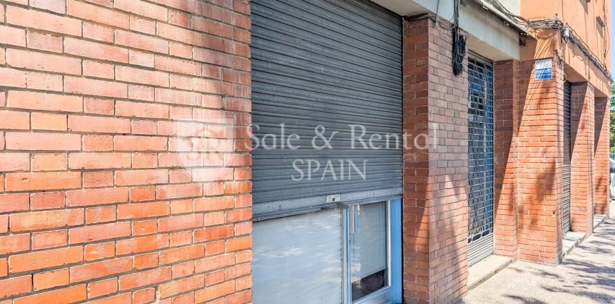 Komerciāls īpašums Girona, Spānijā 83 m2 Nr. 186220