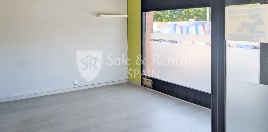 Komerciāls īpašums Girona, Spānijā 83 m2 Nr. 186219