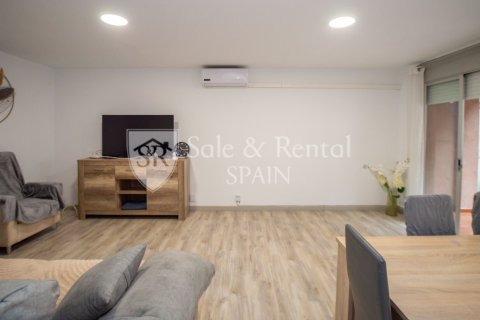 Apartment for sale in Blanes, Girona, Spain 2 bedrooms, 69 sq.m. No. 186221 - photo 5