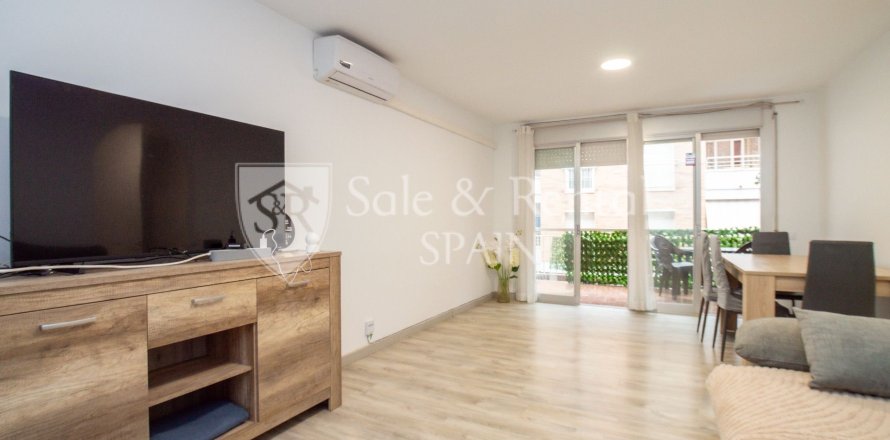 Apartment in Blanes, Girona, Spain 2 bedrooms, 69 sq.m. No. 186221