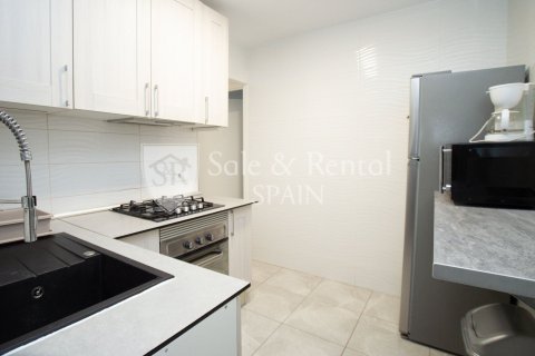 Apartment for sale in Blanes, Girona, Spain 2 bedrooms, 69 sq.m. No. 186221 - photo 20