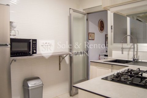 Apartment for sale in Blanes, Girona, Spain 2 bedrooms, 69 sq.m. No. 186221 - photo 17