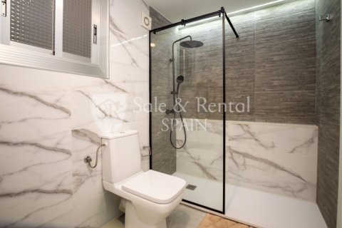 Apartment for sale in Blanes, Girona, Spain 2 bedrooms, 69 sq.m. No. 186221 - photo 24