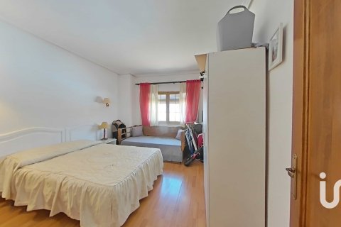 Продажа квартиры в Сан-Фернандо, Кадис, Испания 2 спальни, 97м2 №188470 - фото 9