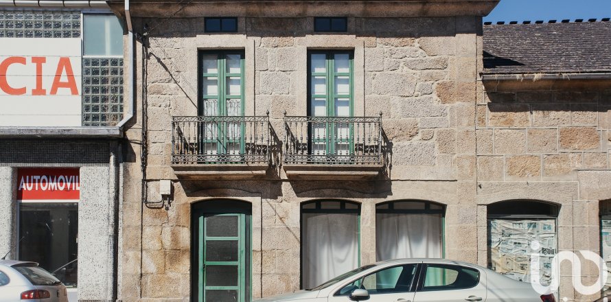 Villetta a schiera a Lancara, Lugo, Spagna 5 camere da letto, 308 mq. N° 188473