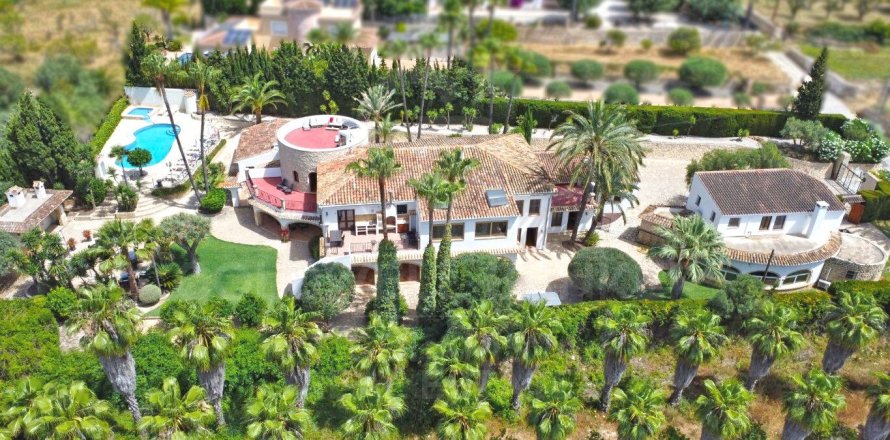 Casa a Javea, Alicante, Spagna 15 camere da letto, 1052 mq. N° 157557