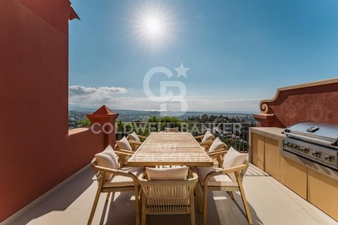 Kattohuoneisto myytävänä Benahavis, Malaga, Espanja, 4 makuuhuonetta, 253 m2 No. 157559 - kuva 22