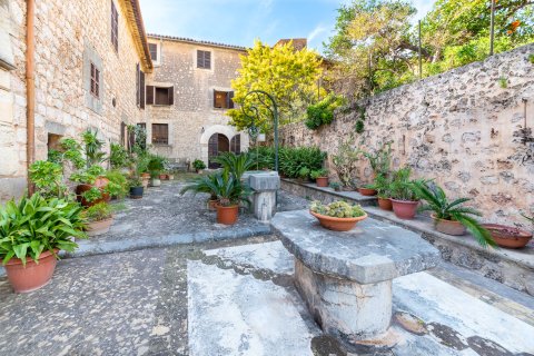 Huvila myytävänä Fornalutx, Mallorca, Espanja, 8 makuuhuonetta, 1560 m2 No. 139206 - kuva 1