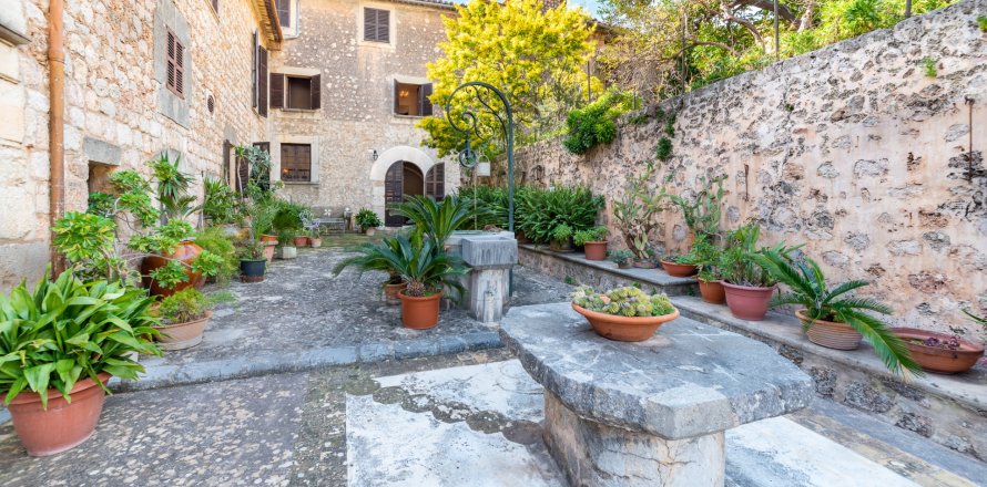 Huvila Fornalutx, Mallorca, Espanja 8 makuuhuonetta, 1560 m2 No. 139206