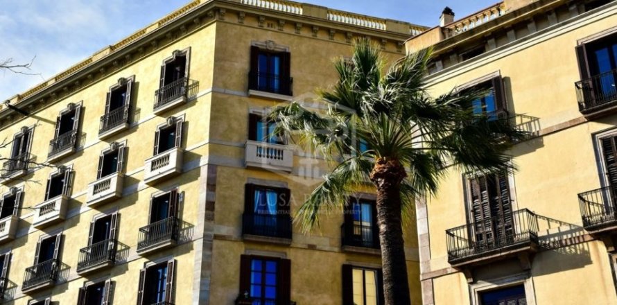 Commercial property Barcelona, Espagne 80 chambres, 3350 m2 No. 139205