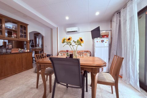 Apartment for sale in Alicante, Spain 1 bedroom, 53 sq.m. No. 183102 - photo 9