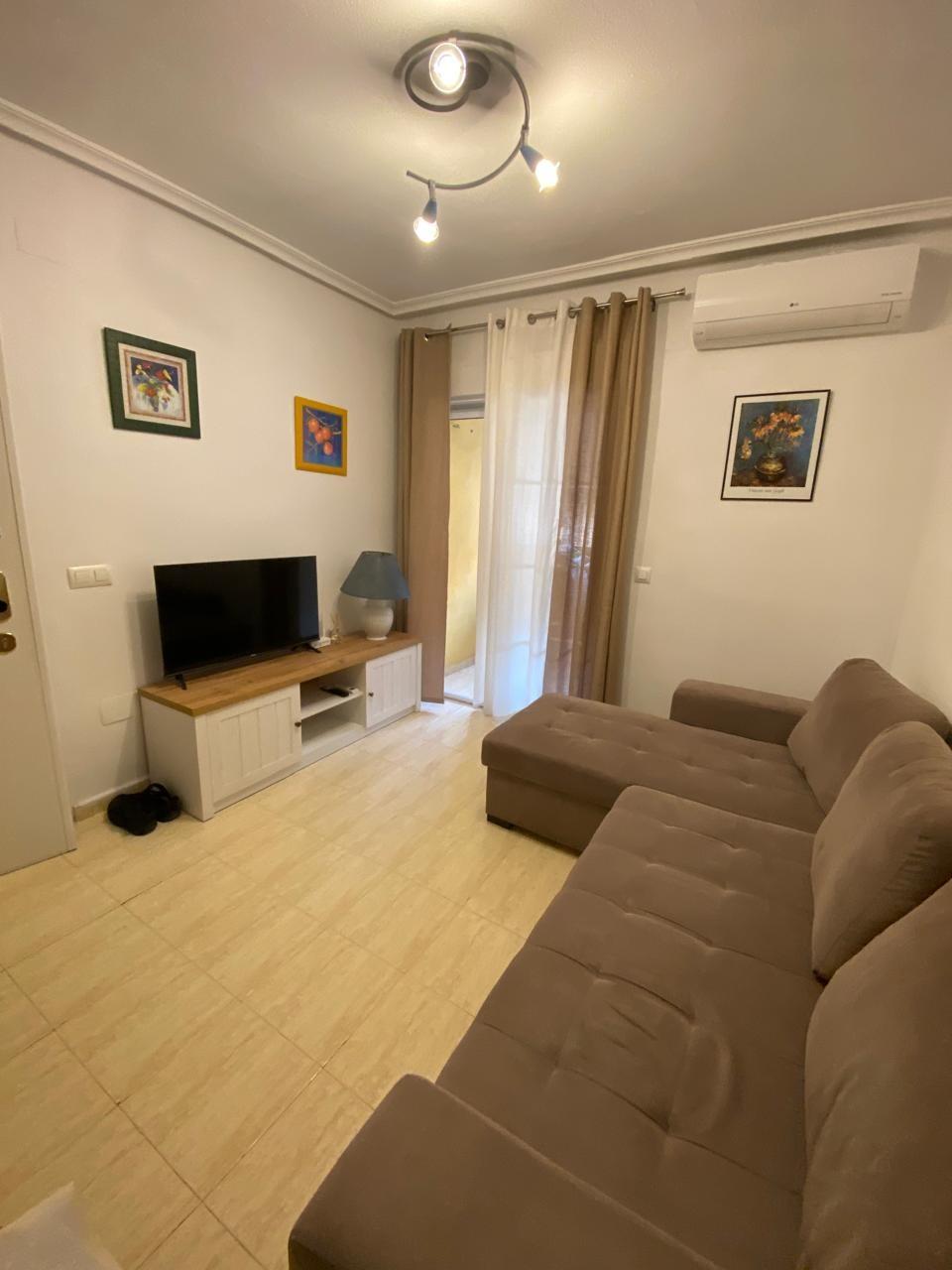Wohnung in Torrevieja, Alicante, Spanien 1 Schlafzimmer, 55 m2 Nr. 183099