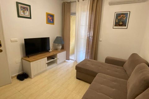 Apartment à vendre à Torrevieja, Alicante, Espagne, 1 chambre, 55 m2 No. 183099 - photo 2
