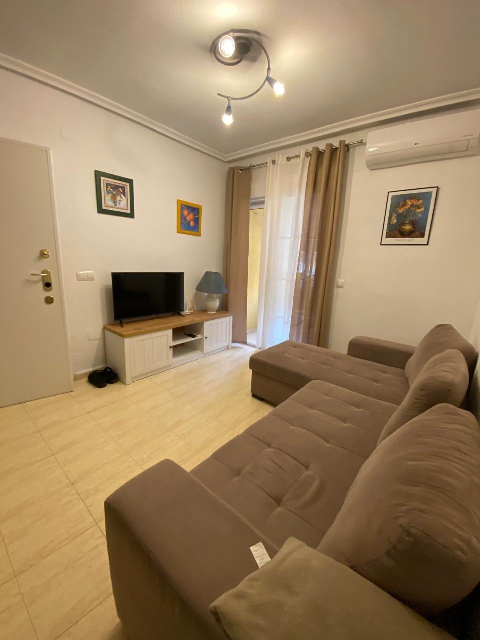 Wohnung in Torrevieja, Alicante, Spanien 1 Schlafzimmer, 55 m2 Nr. 183099