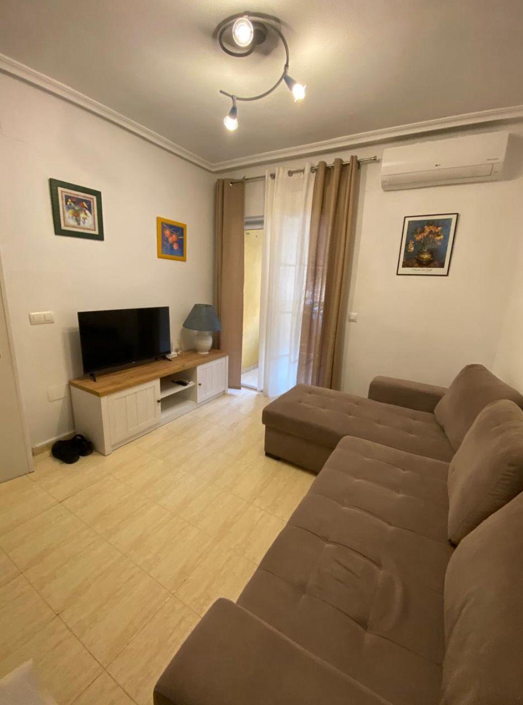 Wohnung in Torrevieja, Alicante, Spanien 1 Schlafzimmer, 55 m2 Nr. 183099