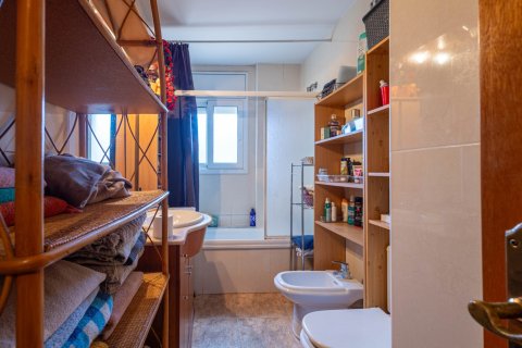 Appartamento in vendita a Pineda de Mar, Barcelona, Spagna 4 camere da letto, 143 mq. N° 151976 - foto 9