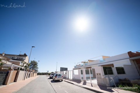 Villa for sale in Santiago de la Ribera, Murcia, Spain 3 bedrooms, 124 sq.m. No. 149327 - photo 13