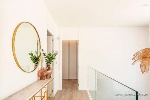 Villa for sale in Finestrat, Alicante, Spain 4 bedrooms, 149.28 sq.m. No. 149325 - photo 8