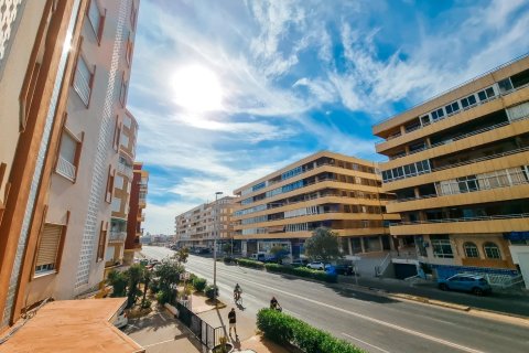 Продажа квартиры Торревьеха, Аликанте, Испания 2 спальни, 77м2 №139778 - фото 22