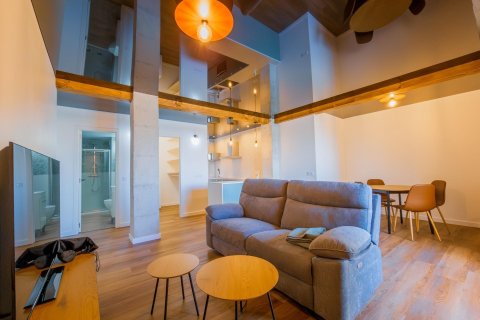 Продажа квартиры Торревьеха, Аликанте, Испания 2 спальни, 77м2 №139778 - фото 1